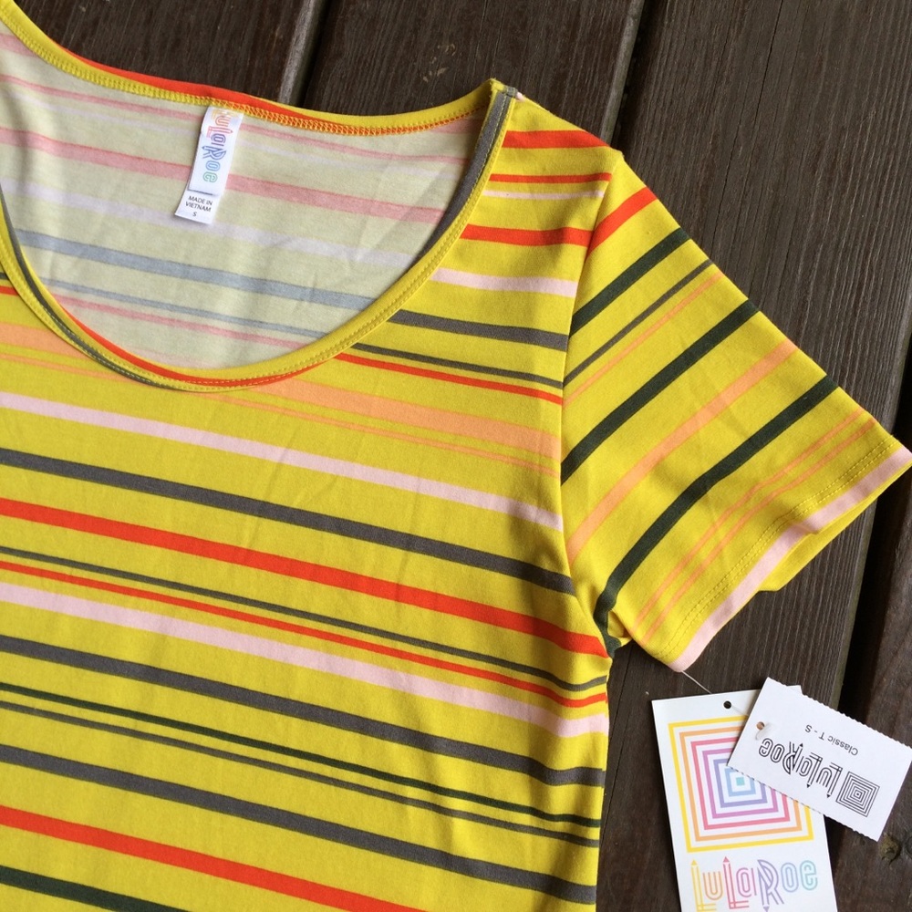 NET—LULAROE Perfect T - Picture 3 of 4